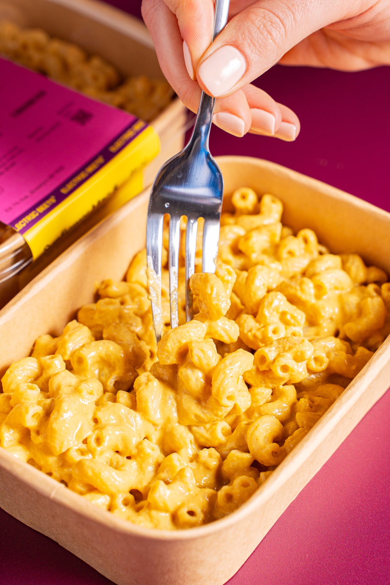 Sunflower Mac & Cheese GF!; Noodles; Jovial GF Brown Rice Noodle, Onion, Sunflower Seed, Carrots, Chickpea Miso, Tomato Paste, Nutritional Yeast, Tapioca Flour, Lemon Juice, Frontier Veg Broth, Salt, Garlic, Olive Oil, Paprika, Garlic, Turmeric, White Pepper; Contains No Major Allergens; Sunflower seeds work their magic in this creamy, velvety twist on a comfort food classic.